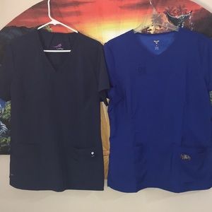 2 Large Scrubs